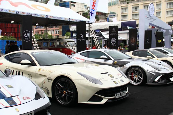 Plongée dans l'univers vibrant des sous-cultures de la mode urbaine